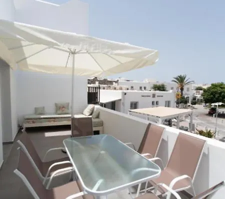 Nomad Parikia (Paros)