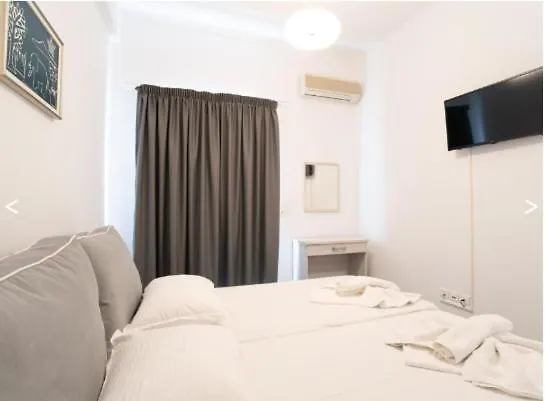 Nomad Parikia (Paros)